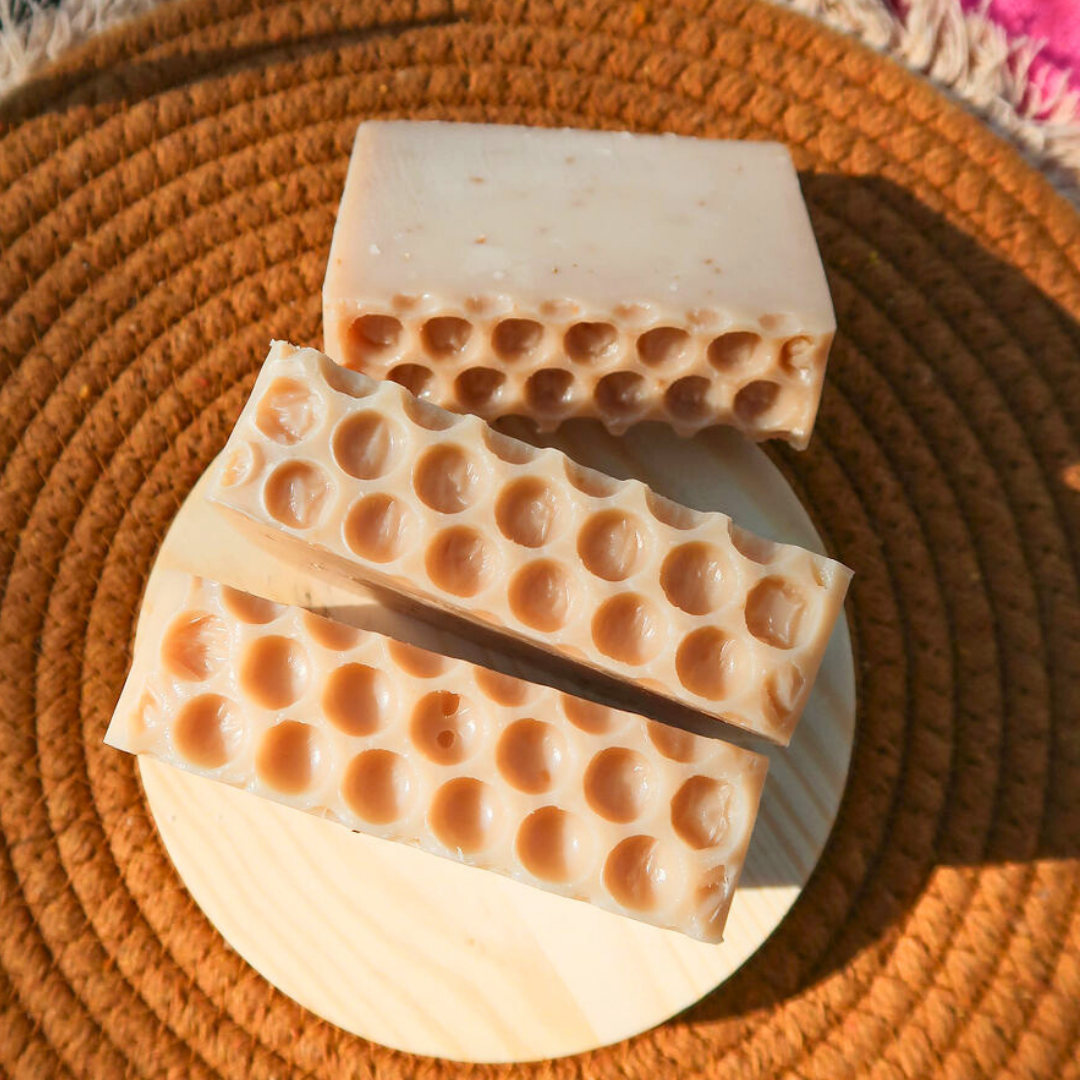 Soothing Oat Bar | Gentle Oatmeal Soap for Sensitive Skin